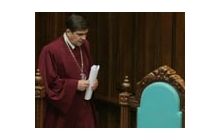 Як регіонали в КС приставляли до стінки Конституцію
