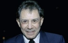 Помер знаменитий співак Едді Фішер