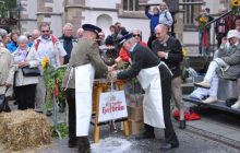 В німецькому Штутгарті розпочався 165-ий фольк-фестиваль (фоторепортаж)
