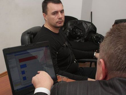 Один з кандидатів у мери пройшов перевірку на детекторі брехні (фото)