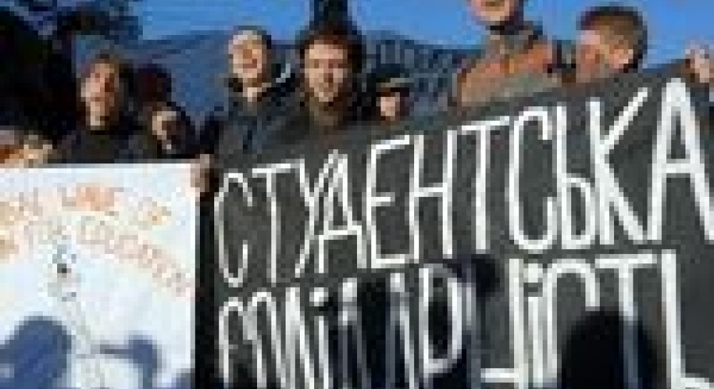 І знову про платні послуги в ВНЗ: скасувати не можна залишити