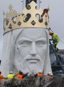 В Польше возвели самую большую статую Христа (фото)