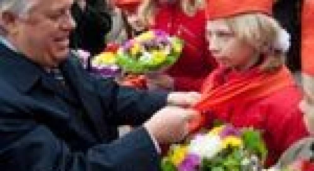 Чи повинні українці святкувати день Жовтневої революції