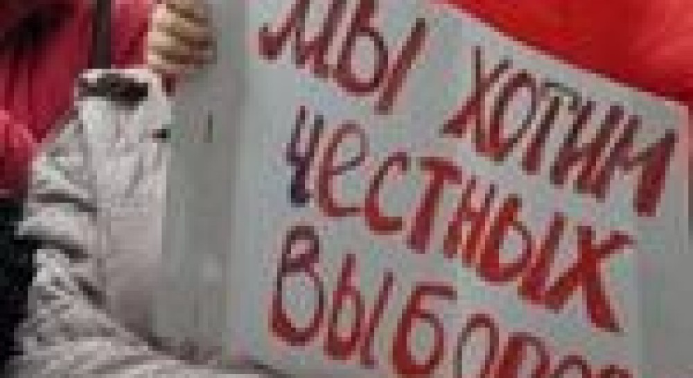 Оцінка виборів в Україні: Захід суворо постукує олівчиком по столу