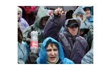 На Майдане - больше 1,5 тысячи митингующих