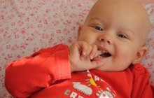 Помогите спасти маленькую Риту - в Украине лечить отказались!