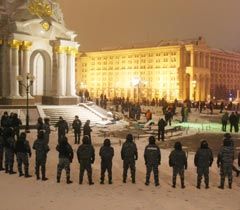 Сегодня ночью с применением спецподразделений МВД был разобран палаточный городок на Майдане