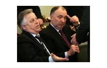Почему парламентское большинство так хочет послушать министра финансов?