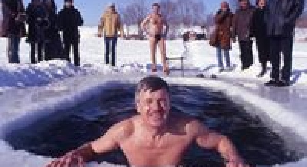 Чем полезно купание в проруби, или Крещенский экстрим