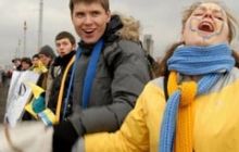Завтра два берега Днепра соединят живой цепью