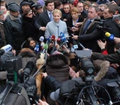 Тимошенко говорит, что не поняла, она - обвиняемый, или свидетель