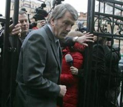 Ющенко сегодня снова допросили в Генпрокуратуре