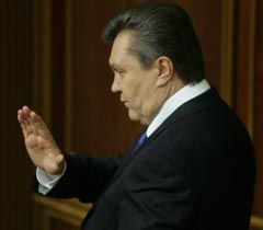 Виктор Янукович во время заседания ВР. Киев, 1 февраля