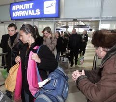 Украинцы, которые только что вернулись из Египта, в одном из залов аэропорта Борисполь. 3 февраля