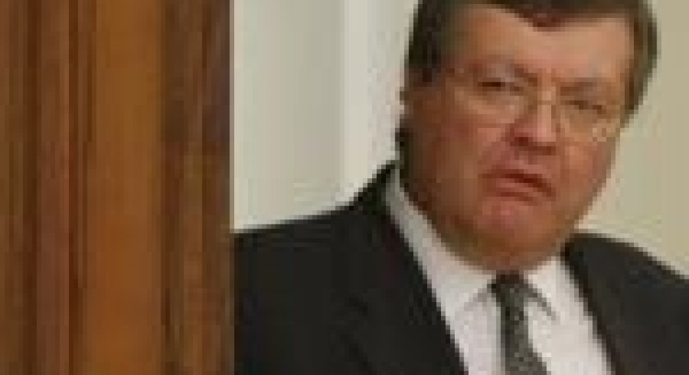Почему министр Грищенко защищает Россию, а не интересы украинцев?