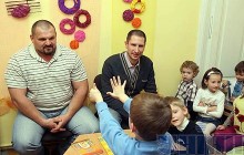 Вірастюк і Силантьєв читали львівським дітям казки