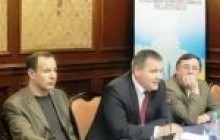 Мовна проблема: експерти пропонують Україні трьомовність