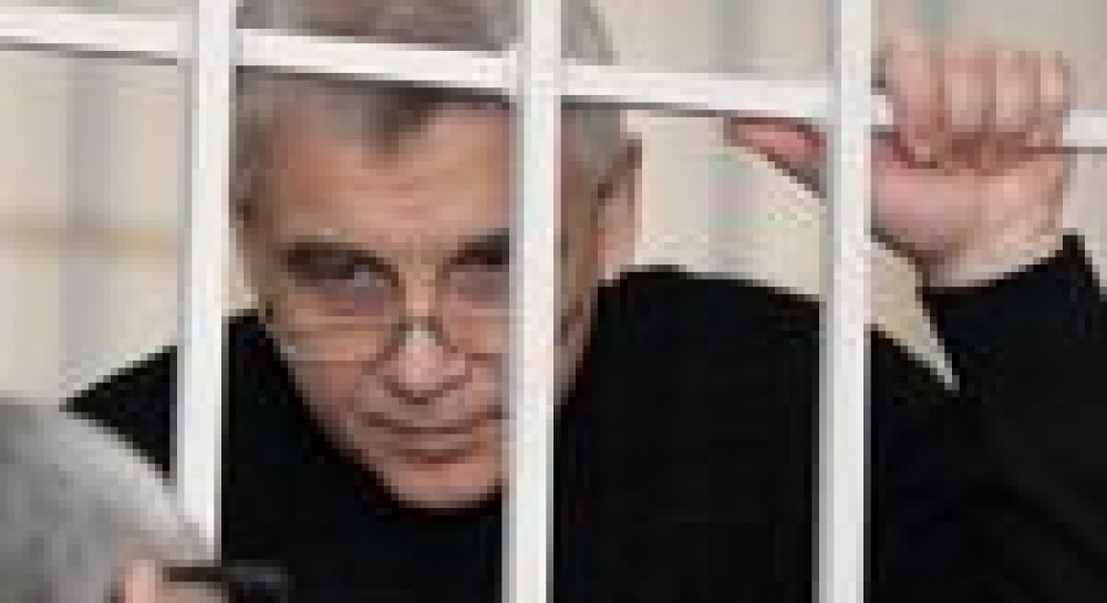 Экс-чиновник Минобороны: Следователи выполняют команду “разорвать Иващенко”