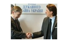 Чи є в купівлі-продажу Укртелекому український слід?