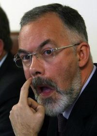 Табачник: Оставьте иллюзии, что министр читает и влияет на содержание учебника