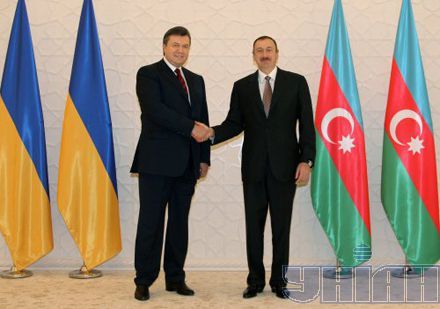 Азербайджану для Украины нефти и газа не жаль, сколько – скажут потом