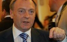 Кабмин в шаге от мира с Vanco
