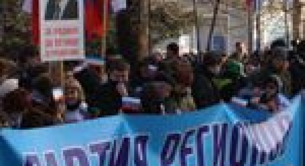 Регионалы решили взяться за «грантоедов». А как же «профессиональные русские»?