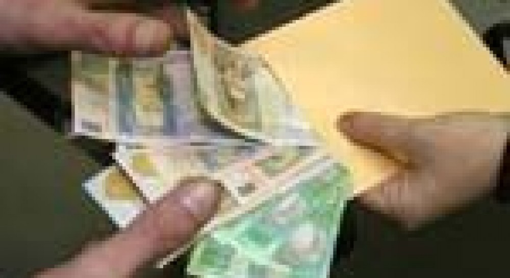 Бій з тінню, або Як відбілити чорні зарплати