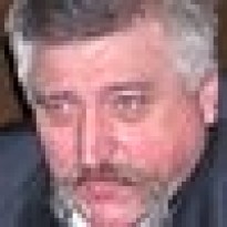 Зачем Украине вывешивать флаги «страны людоедов»?
