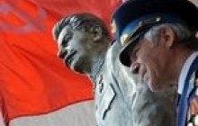 Ще раз про пам’ятник Сталіну: спорудження було незаконним
