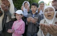 Крымские татары угрожают власти бунтом
