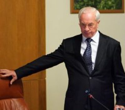 Азаров поехал к Лукашенко