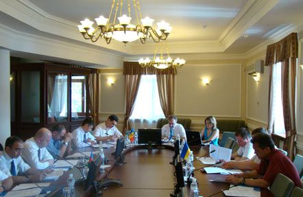 ГУАМ рассмотрел торговлю людьми и нелегальную миграцию