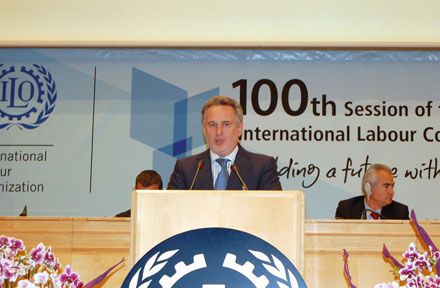 Фирташ выступил перед Меркель