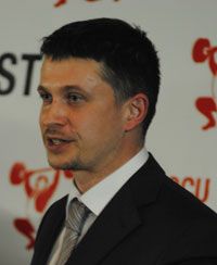 Борці з курінням вимагають повної заборони реклами сигарет