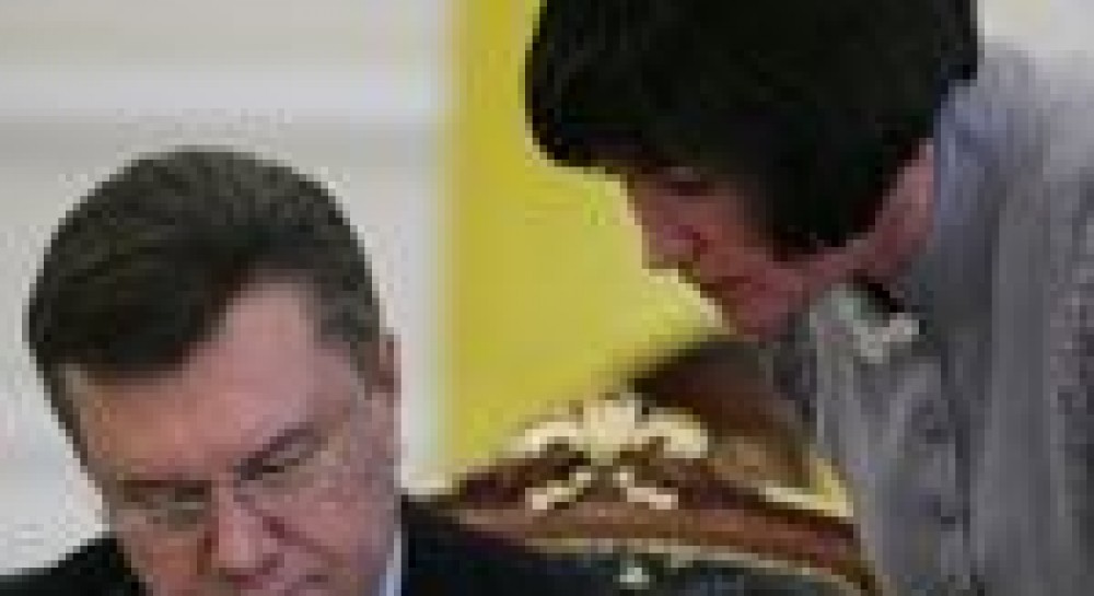 Акімова погнала «другу хвилю»