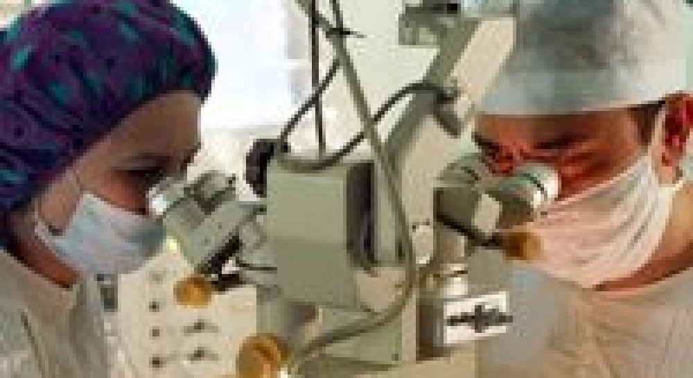 В Киевском центре микрохирургии глаза применяют новейшие хирургические методики