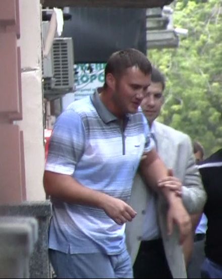 Син Януковича не міг знайти дорогу додому? (відео)