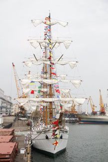 Военный парусник назвали в честь последнего императора ацтеков (фото)