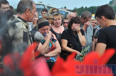 Похорон у Макїівці (фоторепортаж)