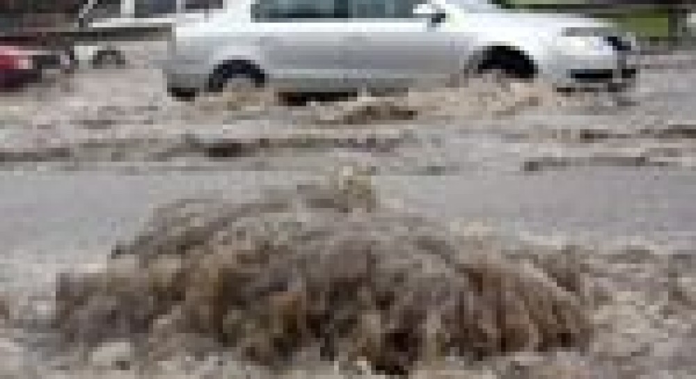 Злива в Києві: за півгодини столиця пішла під воду (фоторепортаж)