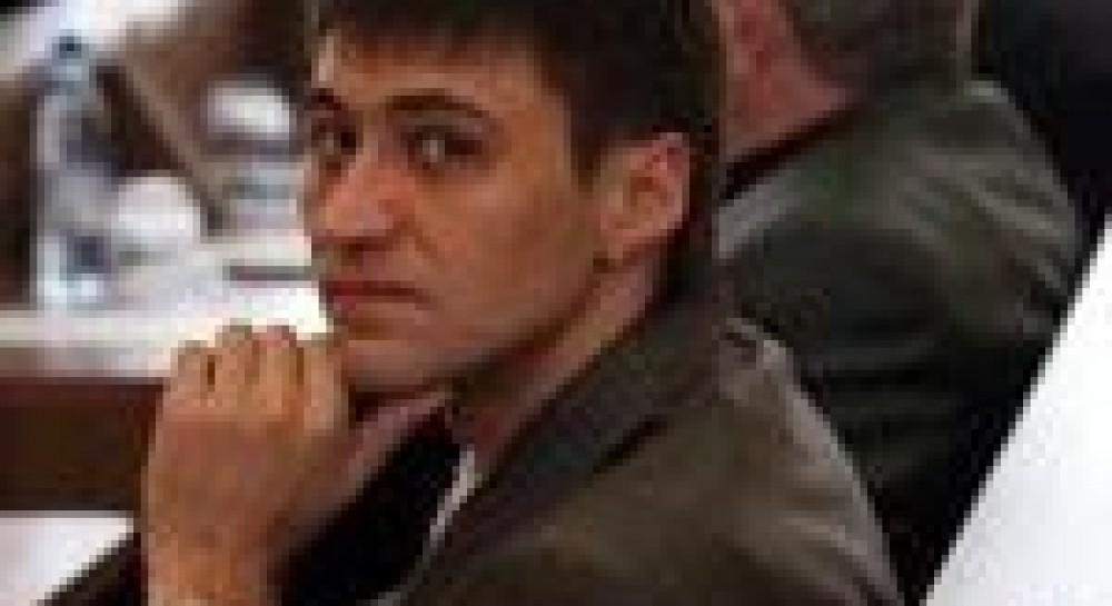 Депутат Луганської міськради, син нардепа Ландика, побив дівчину. Відео