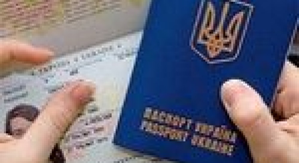 Угорці демонструють упередженість до України та Польщі?