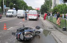 У Львові в ДТП загинула жінка, яка їхала з РАГСу. Фото