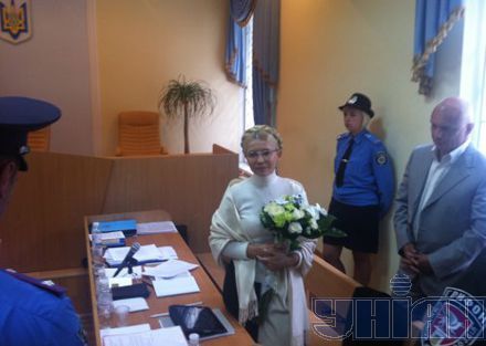 Суд над ЮВТ: Тимошенко жалуется на пытки и не прекращает утренние пробежки