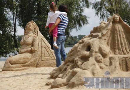 На виставці пісочних скульптур у Києві (фото)