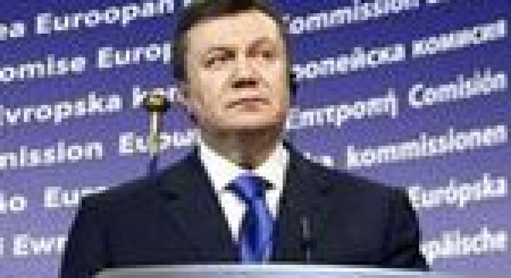 Удар по репутации: Янукович растерялся или не считается с позицией Запада?