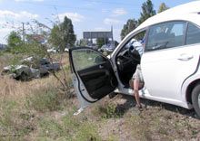 В аварии на трассе близ Мариуполя погибли двое людей (фото)