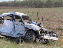 В аварии на трассе близ Мариуполя погибли двое людей (фото)