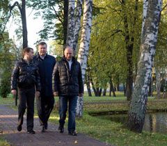 Медведєв, Янукович і Путін за 150 км від Москви обговорили питання ціни на газ, 24 вересня
